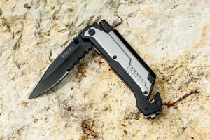 best survival knives for the oudoors BlizeTec